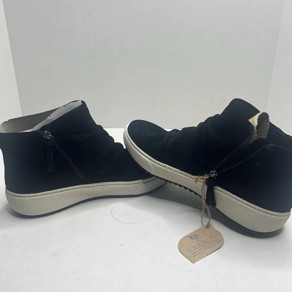 Sofft Waydell Aqua Women’s 10 M Black Waterproof Suede Sneaker Booties NIB